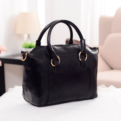 2013秋冬新款鳄鱼纹韩版女包 时尚潮流与实用百搭的完美融合